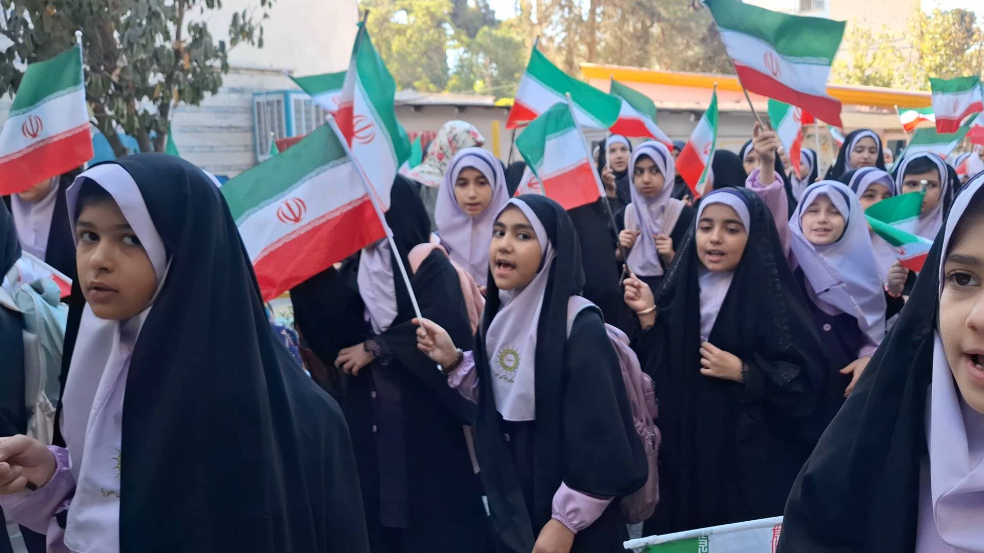 پیش دبستان و دبستان حوراء